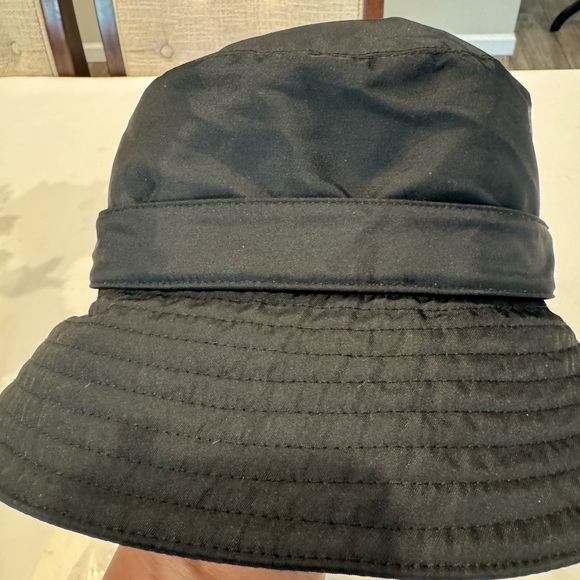 Authentic Prada hat - Picture 11 of 11